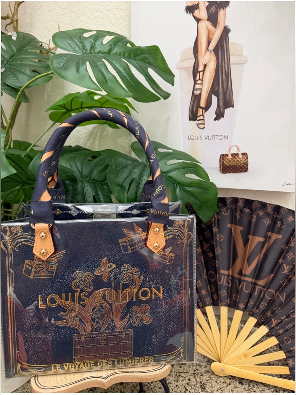 🌲🌲Louis Vuitton Holiday Gift Bag Tote🌲🌲 - Picture 4 of 8